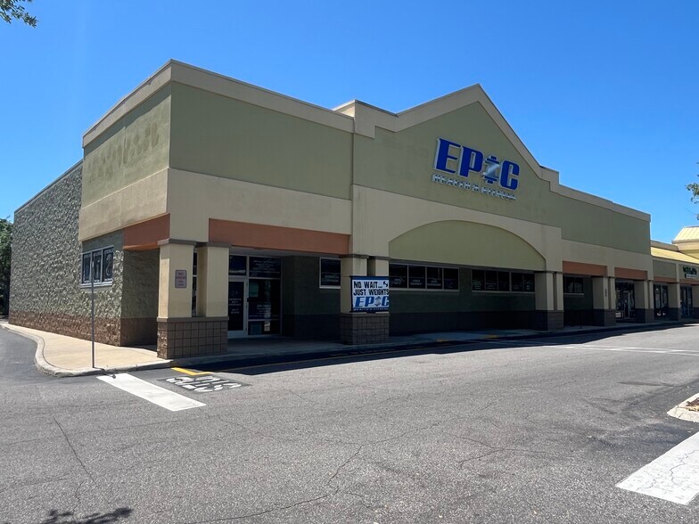 10400-10600 Roosevelt Blvd, Saint Petersburg, FL à louer - Photo de l’immeuble – Image 2 sur 4