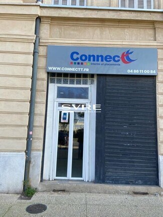 Plus de détails pour Local commercial à louer