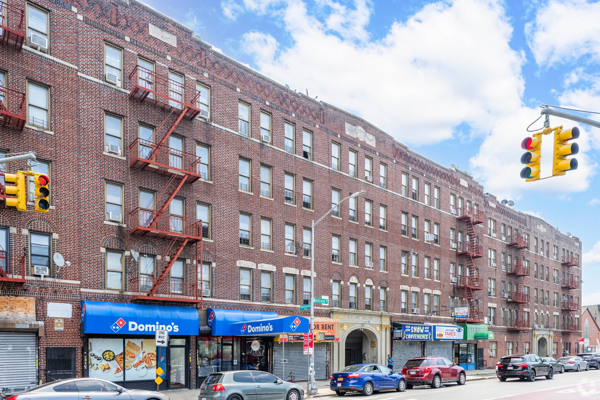 1561 Nostrand Ave, Brooklyn, NY à louer Photo de l’immeuble– Image 1 sur 6