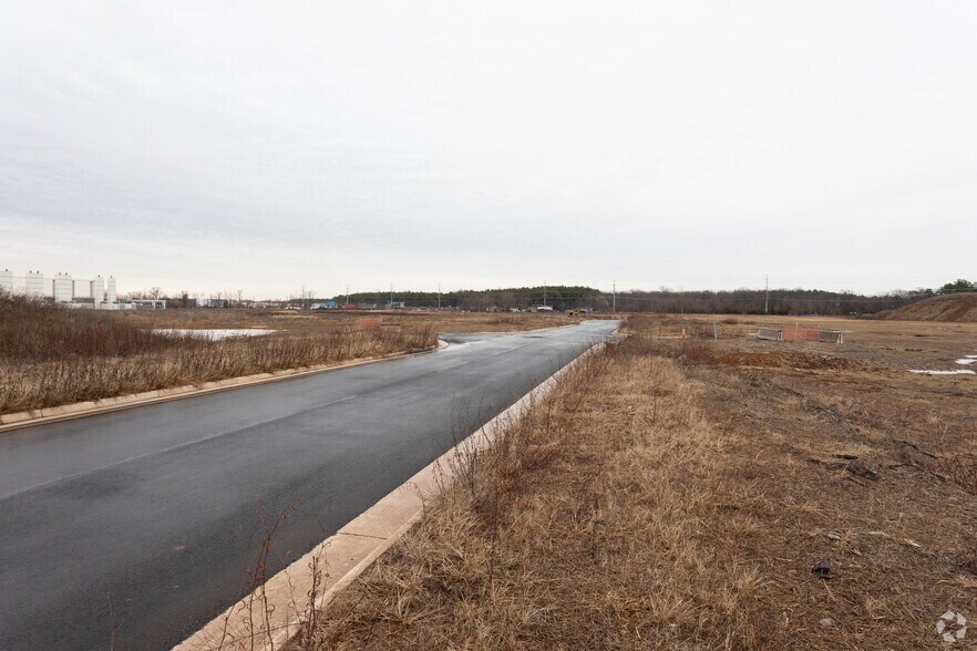 Dulles West Blvd, Dulles, VA à louer - Photo de l’immeuble – Image 1 sur 1