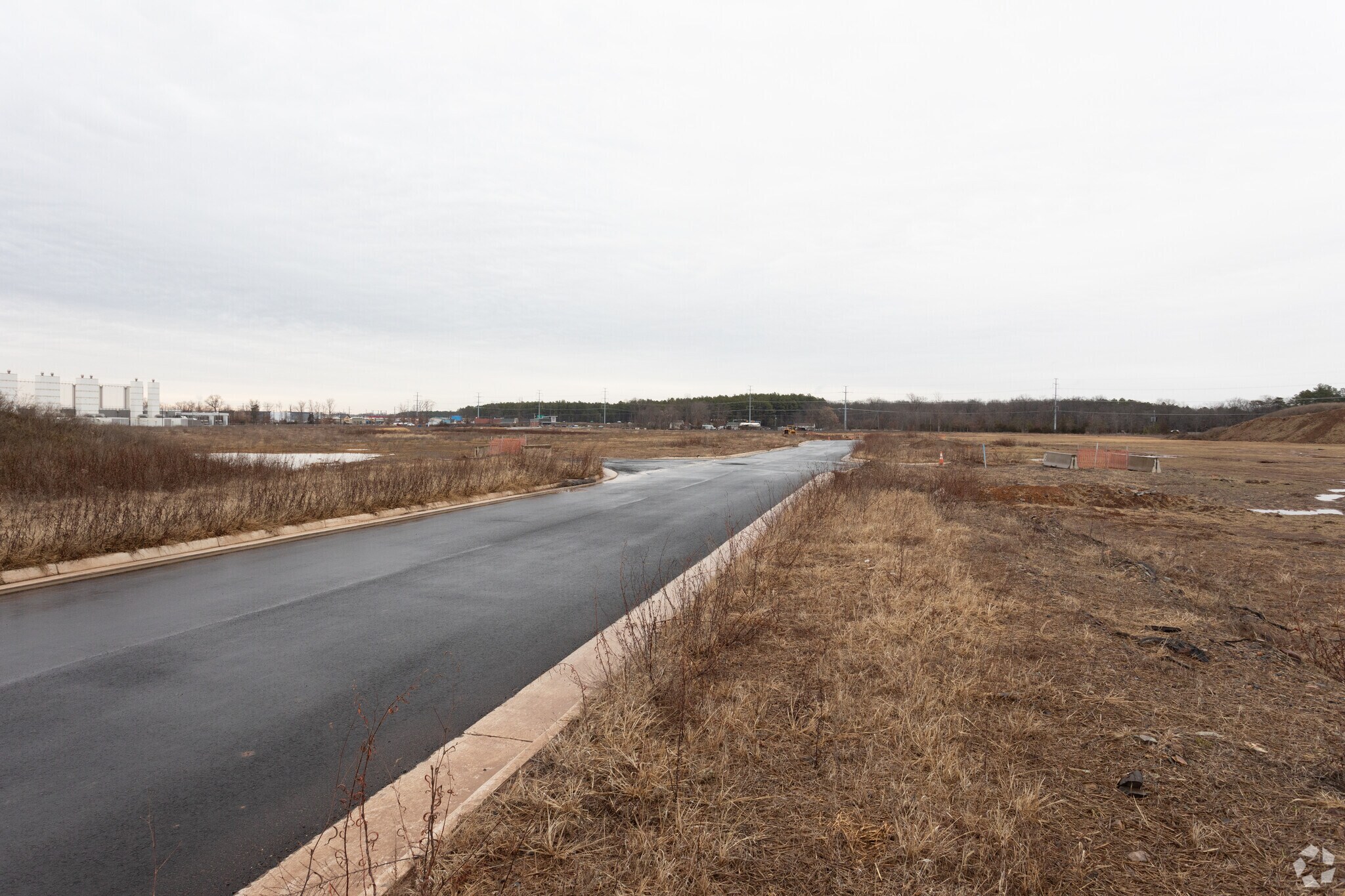 Dulles West Blvd, Dulles, VA à louer Photo de l’immeuble– Image 1 sur 2