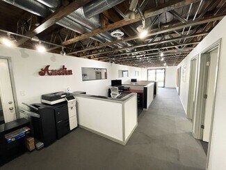 Plus de détails pour 3700 Thompson St, Austin, TX - Bureau à louer