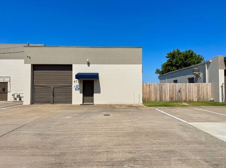 4732 Iberia Ave, Dallas, TX à louer - Photo de l’immeuble – Image 2 sur 2