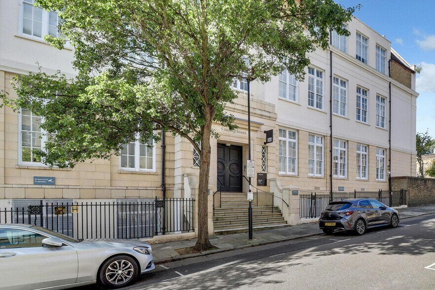 1 Naoroji St, Londres à louer - Photo de l’immeuble – Image 2 sur 20