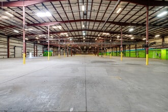6750 N Bryan Dairy Rd, Seminole, FL à louer Photo intérieure– Image 1 sur 10