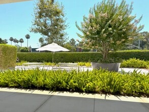 2211 Michelson Dr, Irvine, CA à louer Photo intérieure– Image 2 sur 10