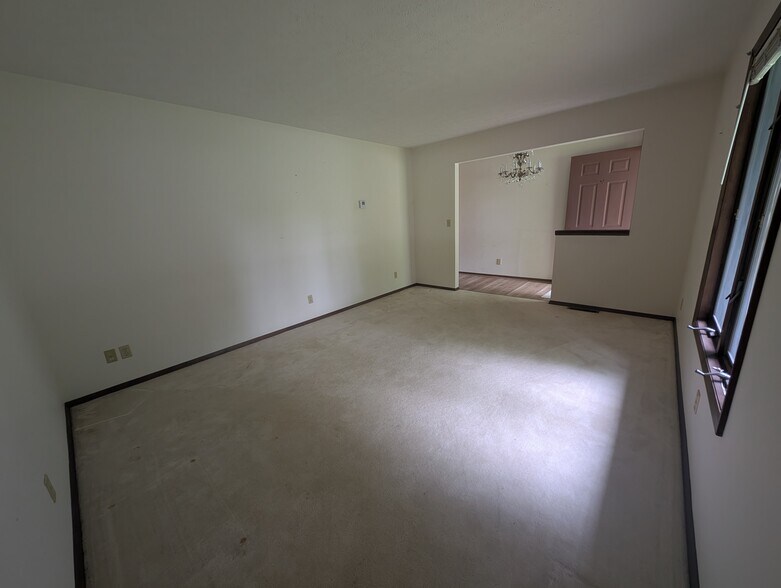 1002 IN-114, North Manchester, IN à vendre - Photo de l’immeuble – Image 3 sur 50