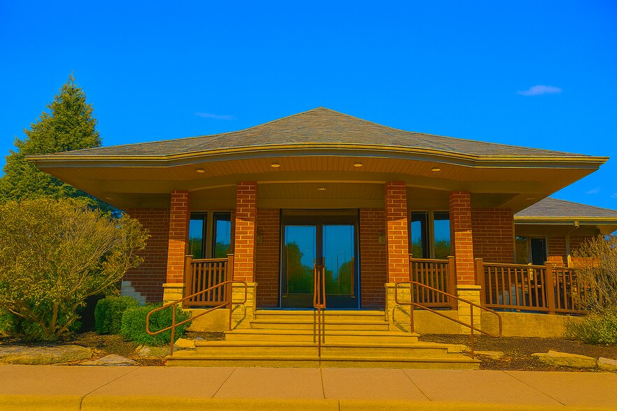 3601 McDonough St, Joliet, IL à vendre - Photo de l’immeuble – Image 1 sur 19