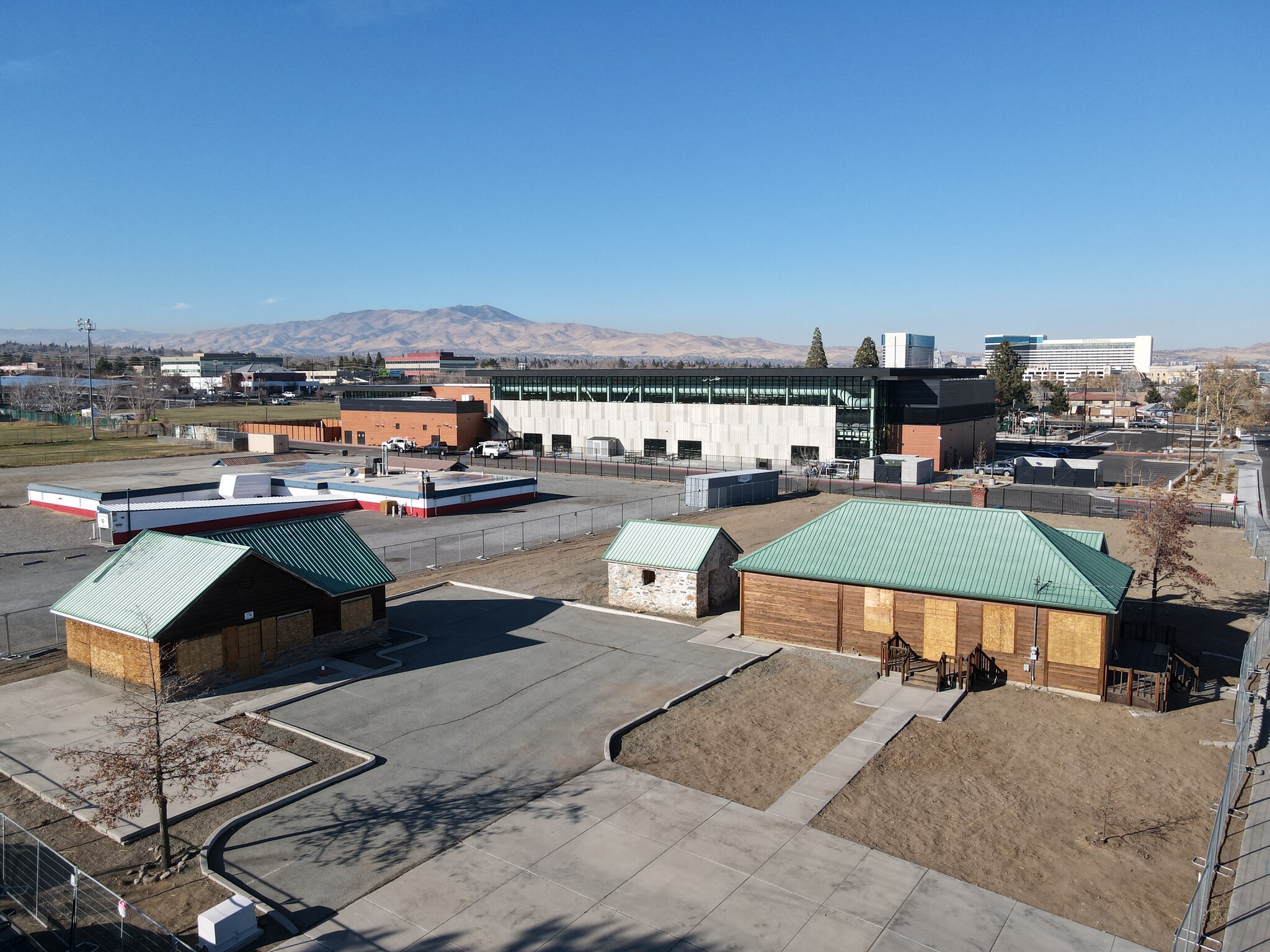 3675 Baker Ln, Reno, NV à louer Photo de l’immeuble– Image 1 sur 6