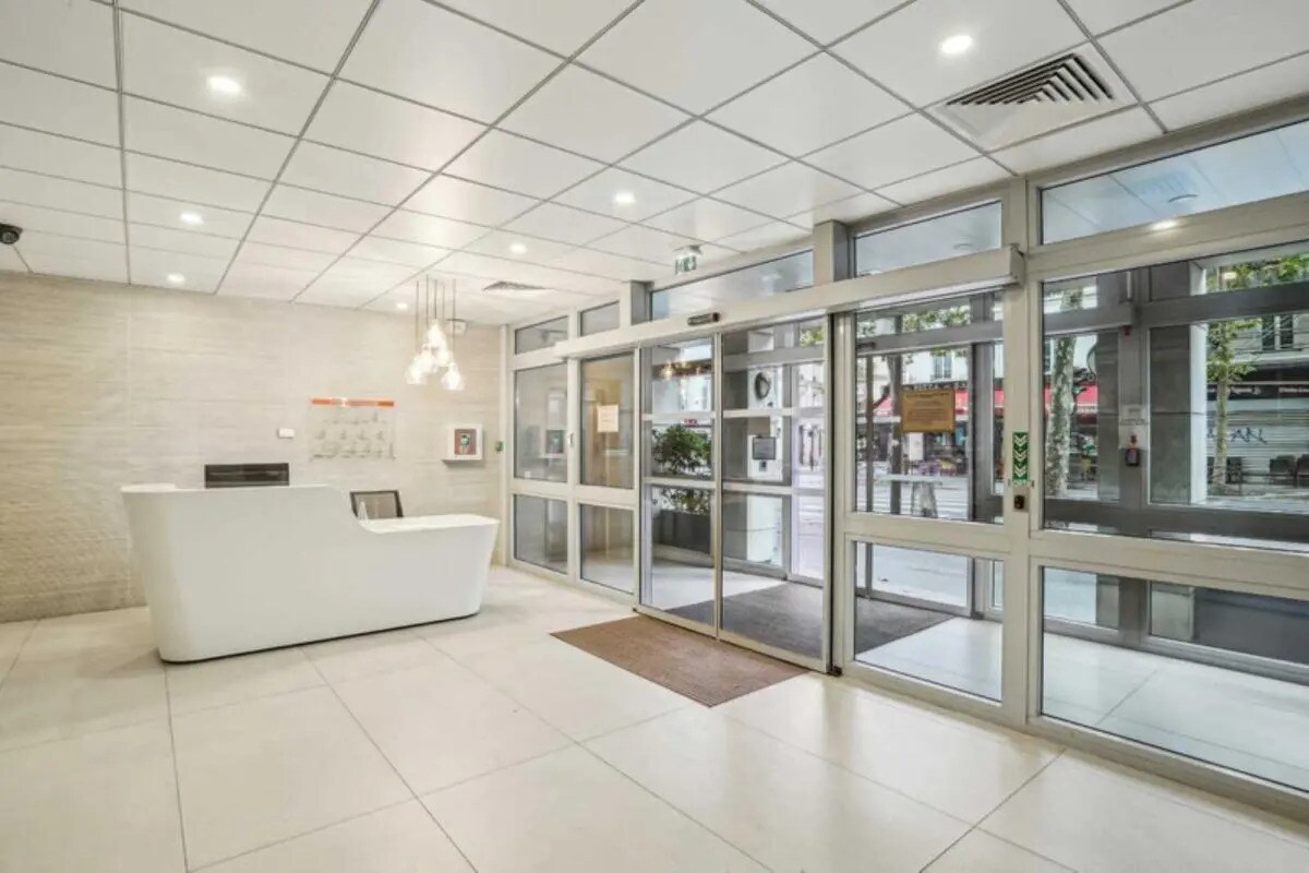 141 Avenue De Clichy, Paris à vendre Photo de l’immeuble– Image 1 sur 1