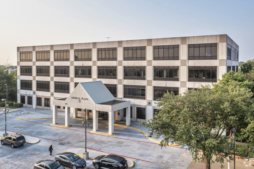 399 W Campbell Rd, Richardson, TX à louer - Photo de l’immeuble – Image 2 sur 13