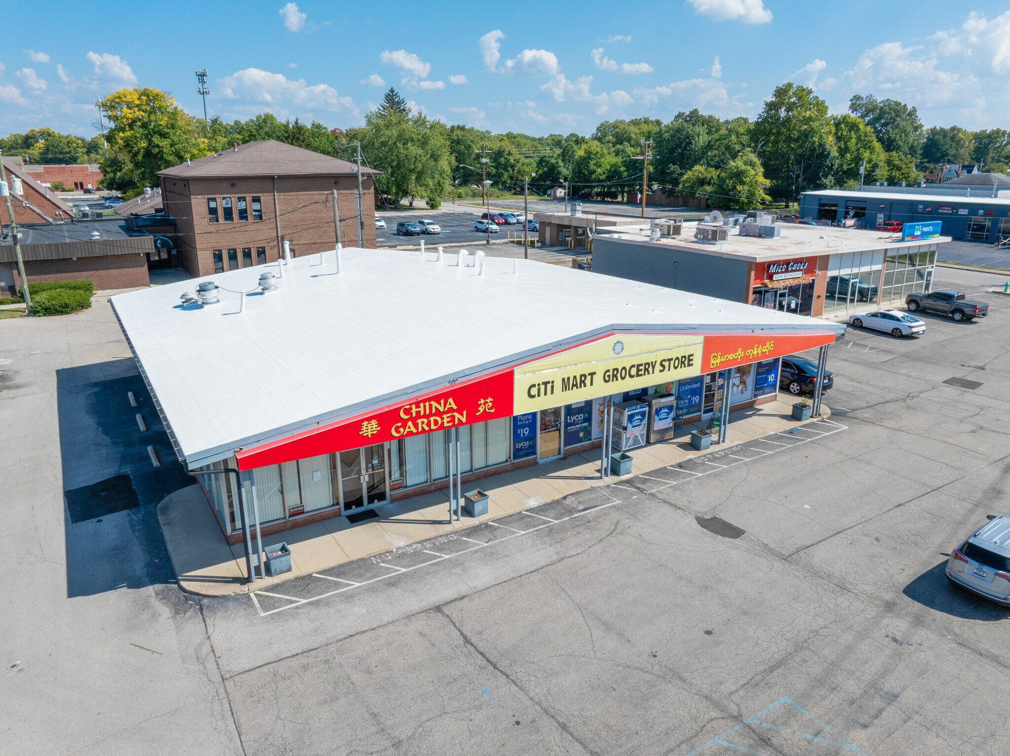 7021-7025 S Madison Ave, Indianapolis, IN à vendre Photo de l’immeuble– Image 1 sur 5