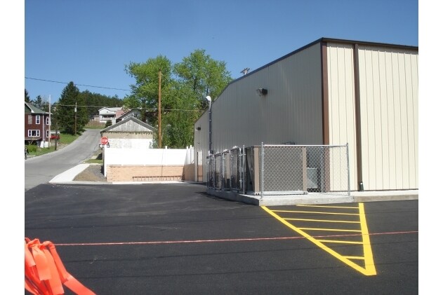 616 Main St, Gallitzin, PA à vendre - Photo de l’immeuble – Image 2 sur 19