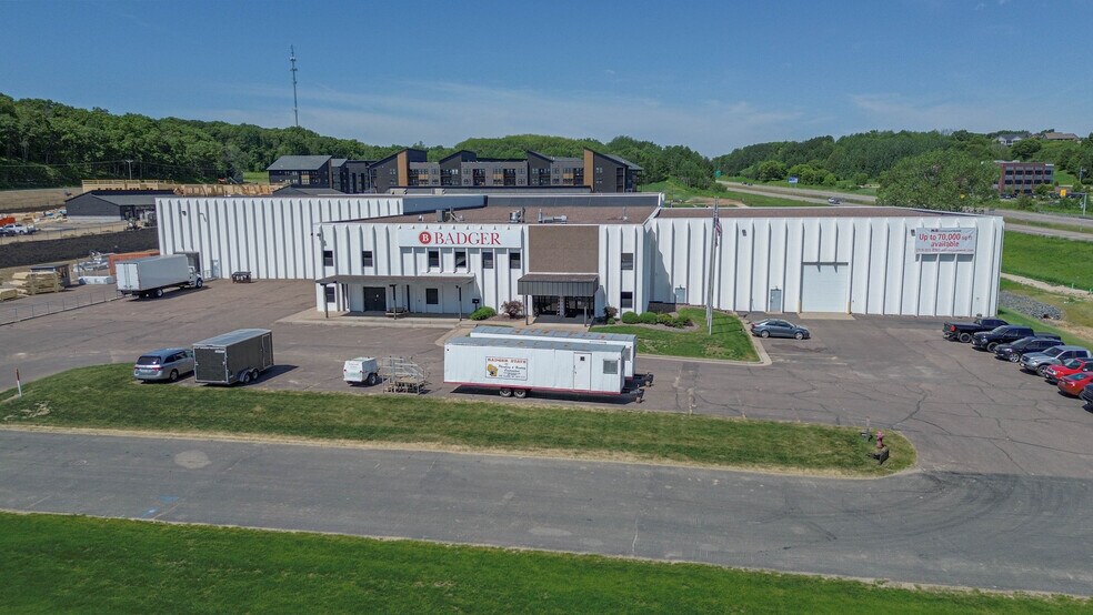4740 Bourbon St, Eau Claire, WI à louer - Photo de l’immeuble – Image 2 sur 10