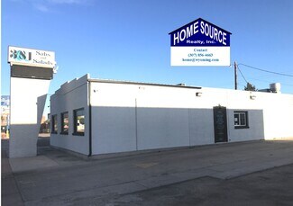 Plus de détails pour 702 E Main St, Riverton, WY - Local commercial à vendre