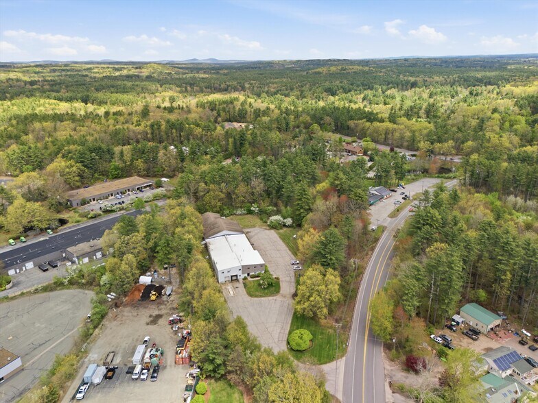 95 Runnells Bridge Rd, Hollis, NH à vendre - Photo de l’immeuble – Image 2 sur 27