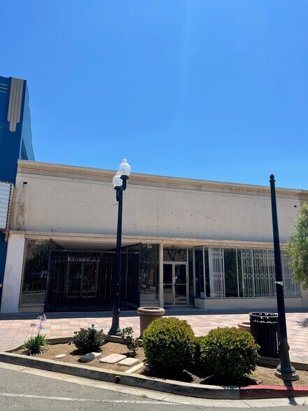 230-234 S Market St, Inglewood, CA à louer - Photo principale – Image 1 sur 8