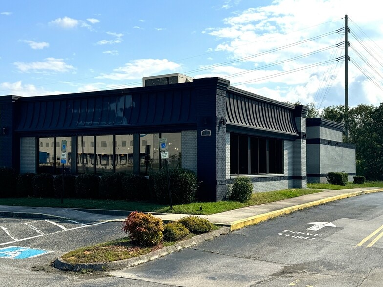 2904 Knoxville Center Dr, Knoxville, TN à vendre - Photo principale – Image 1 sur 19