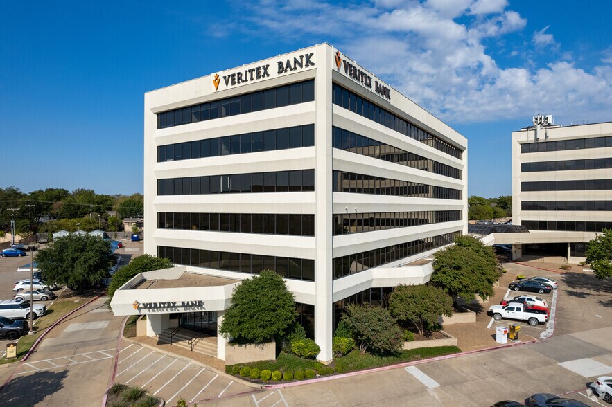 3880 Hulen St, Fort Worth, TX à louer - Photo principale – Image 1 sur 16