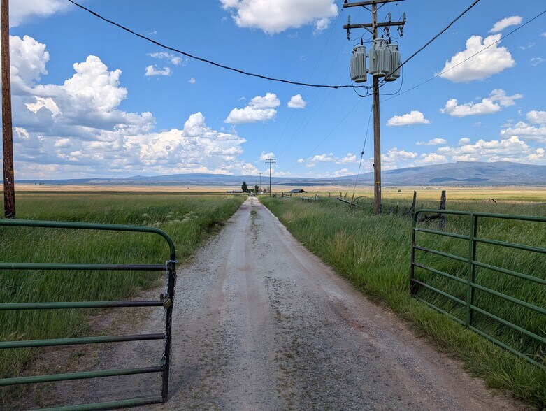 57707 OR-140, Bly, OR à vendre - Photo de l’immeuble – Image 2 sur 13