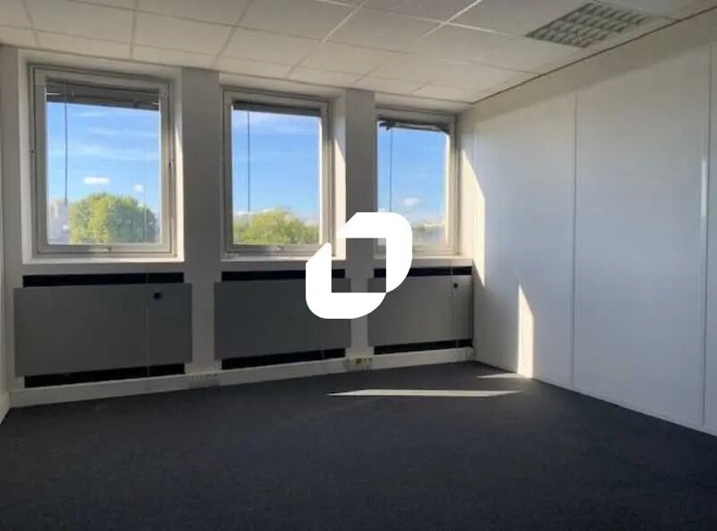 Bureau dans Marly-le-Roi à louer - Photo intérieure – Image 1 sur 5