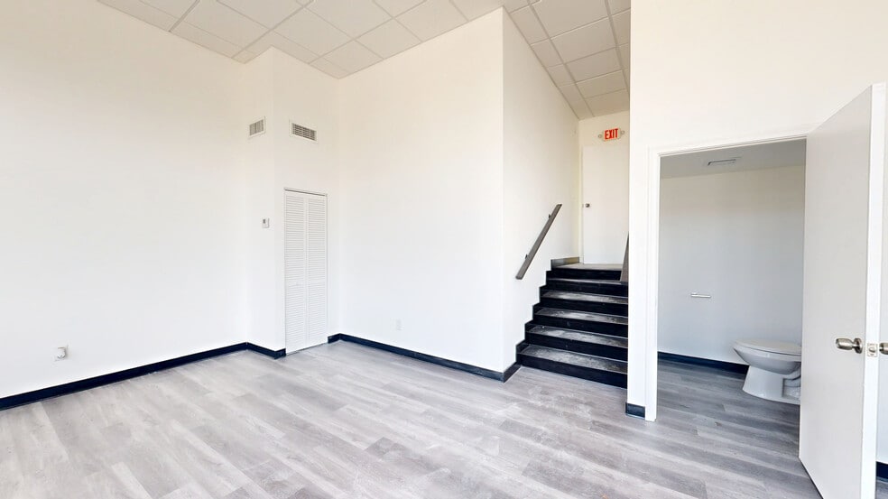 2100-2142 NW 99th Ave, Doral, FL à louer - Numérisation 3D Matterport – Image 3 sur 26