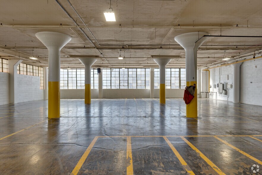 325 N Ashland Ave, Chicago, IL à vendre - Photo intérieure – Image 3 sur 37