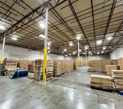 1701 Vantage Dr, Carrollton, TX à louer Photo intérieure– Image 1 sur 5