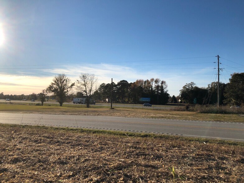 1867 Am Nash St, Manning, SC à vendre - Photo de l’immeuble – Image 2 sur 5