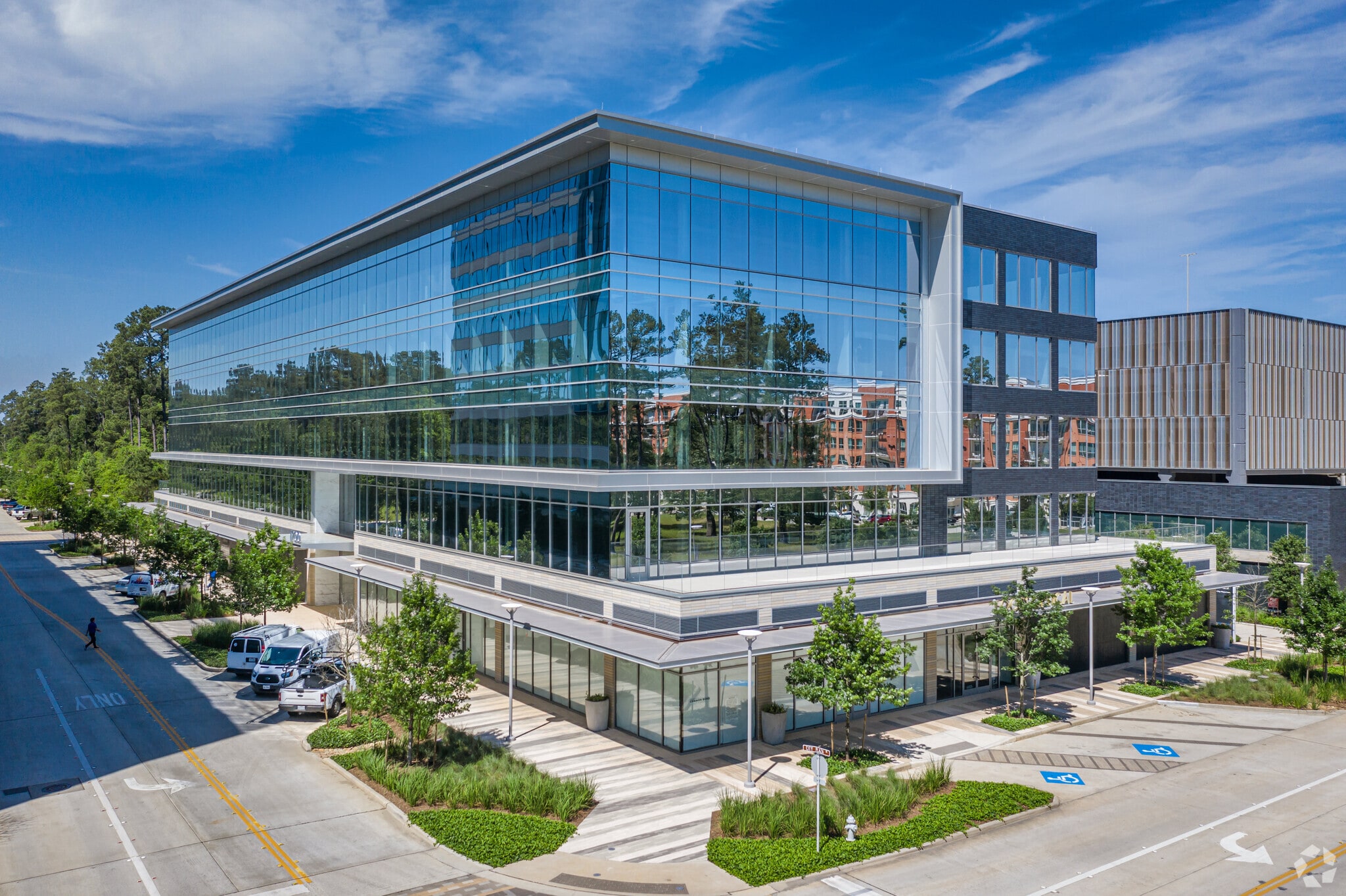 1700 City Plaza Dr, Spring, TX à louer Photo principale– Image 1 sur 11