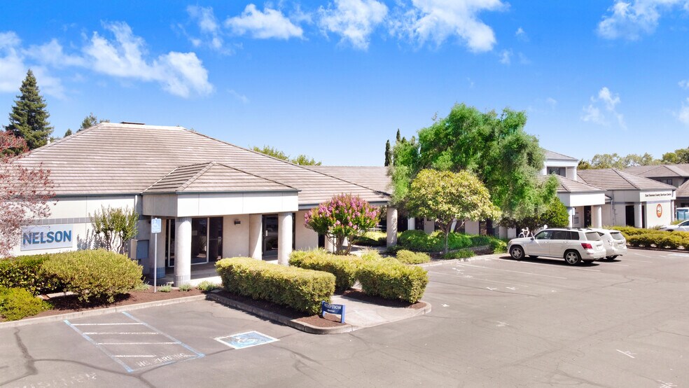 19080 Lomita Ave, Sonoma, CA à vendre - Photo de l’immeuble – Image 3 sur 7