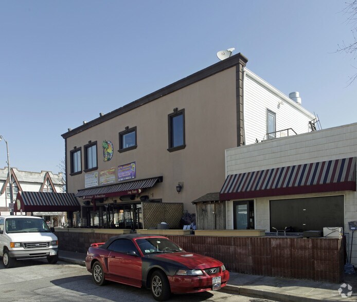 906 W Beech St, Long Beach, NY à vendre - Photo de l’immeuble – Image 2 sur 2