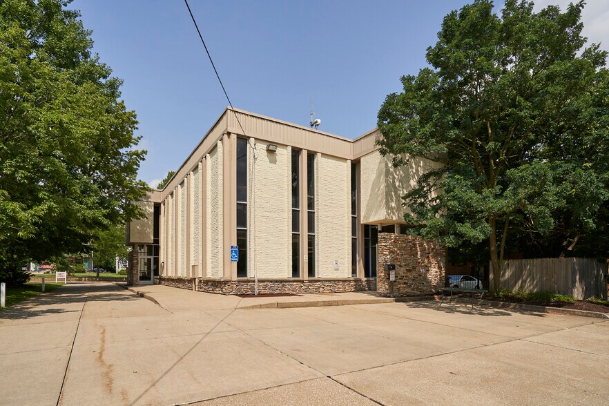 682 W Market St, Akron, OH à vendre - Photo de l’immeuble – Image 3 sur 15