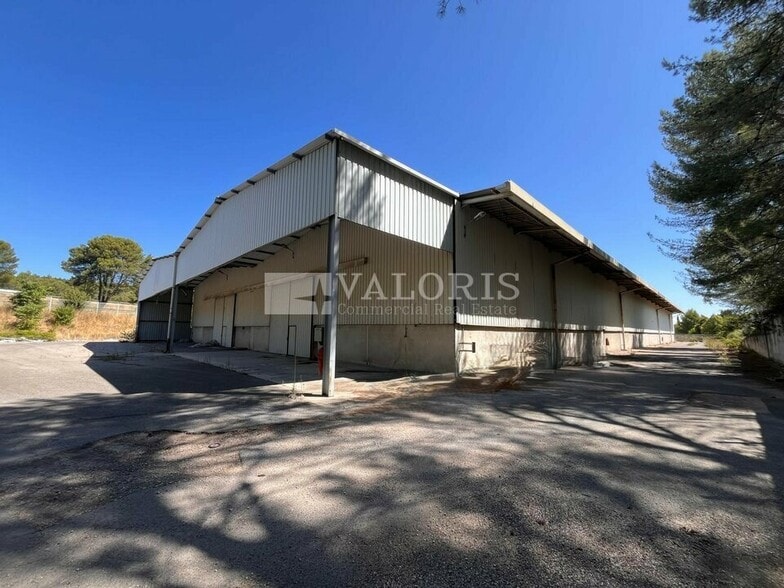 Industriel/Logistique dans Bouc-Bel-Air à louer - Photo de l’immeuble – Image 1 sur 9