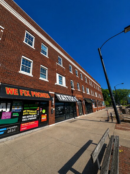 788-798 N Main St, Akron, OH à louer - Photo de l’immeuble – Image 2 sur 7