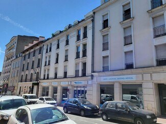 Plus de détails pour Local commercial à louer