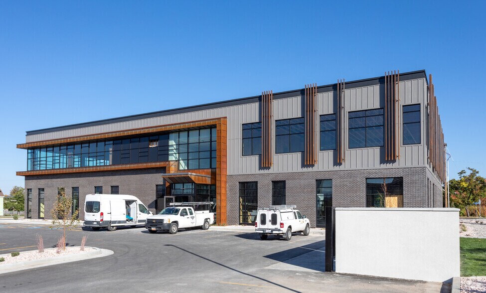 74 E 400 S, Logan, UT à vendre - Photo de l’immeuble – Image 3 sur 13