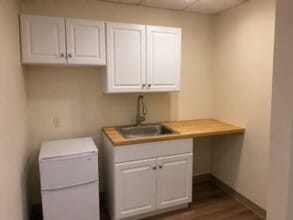 90 W Afton Ave, Yardley, PA à louer Photo intérieure– Image 2 sur 6