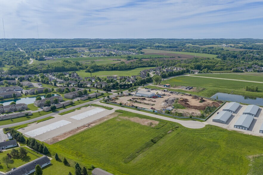 Swan Rd & Storage Ct, De Pere, WI à vendre - Photo de l’immeuble – Image 1 sur 5
