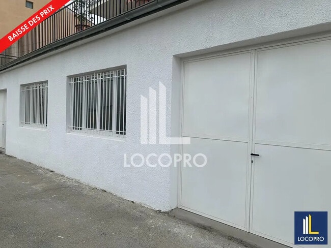 Plus de détails pour Local d'activités à louer