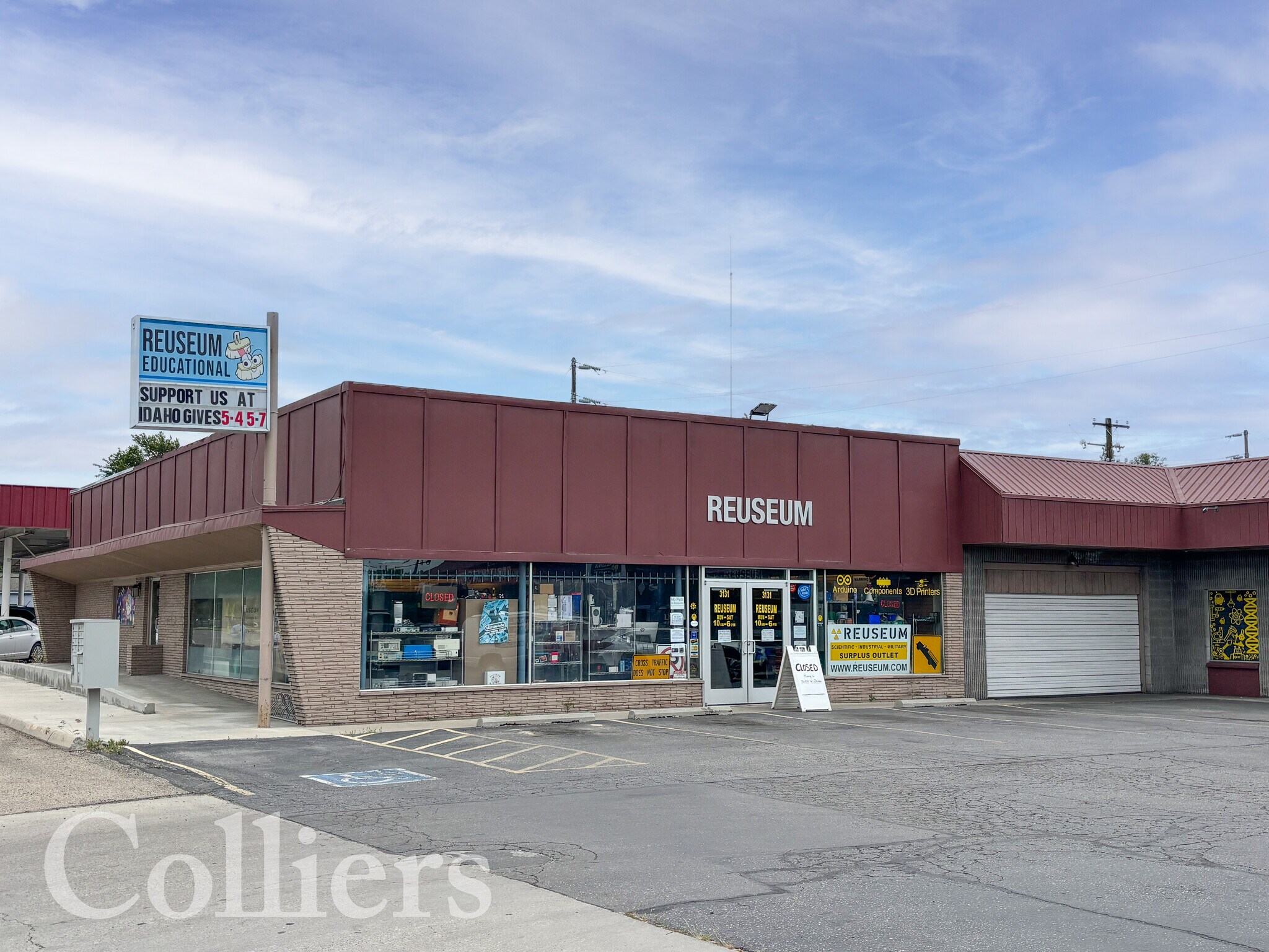 3131 W Chinden Blvd, Garden City, ID à louer Photo de l’immeuble– Image 1 sur 4
