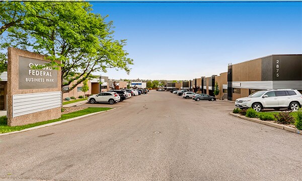 2741 W Oxford Ave, Englewood, CO à louer - Photo principale – Image 1 sur 5