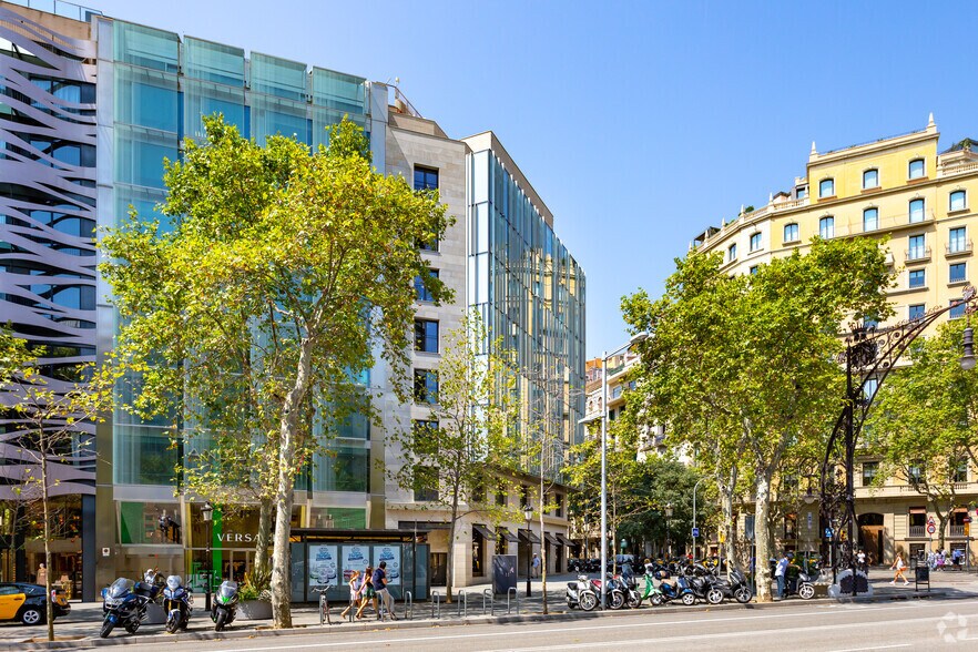 Passeig de Gràcia, 87, Barcelone, Barcelona à louer - Photo de l’immeuble – Image 3 sur 5