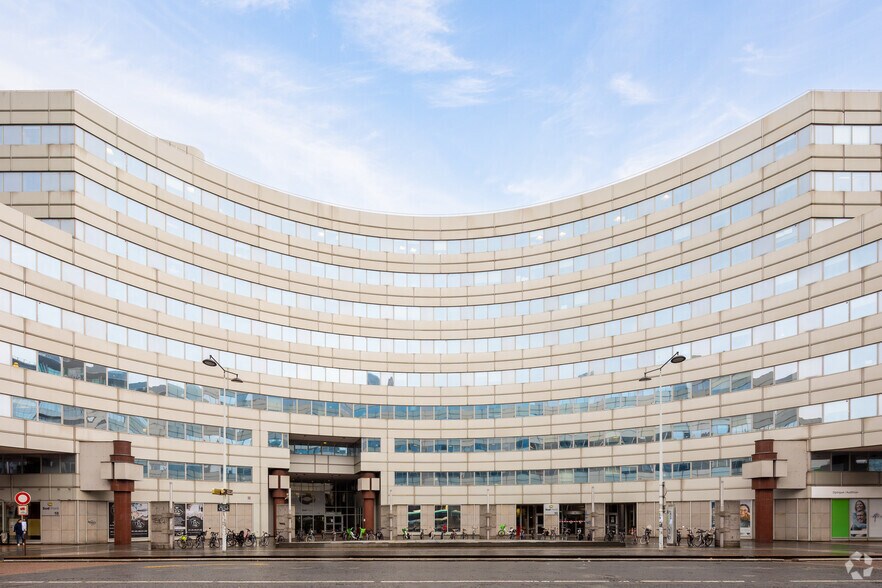 Bureau dans Paris à louer - Photo de l’immeuble – Image 2 sur 4