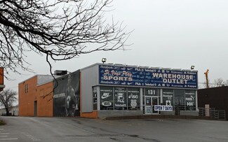 Plus de détails pour 131 Cartwright Ave, Toronto, ON - Local commercial à louer