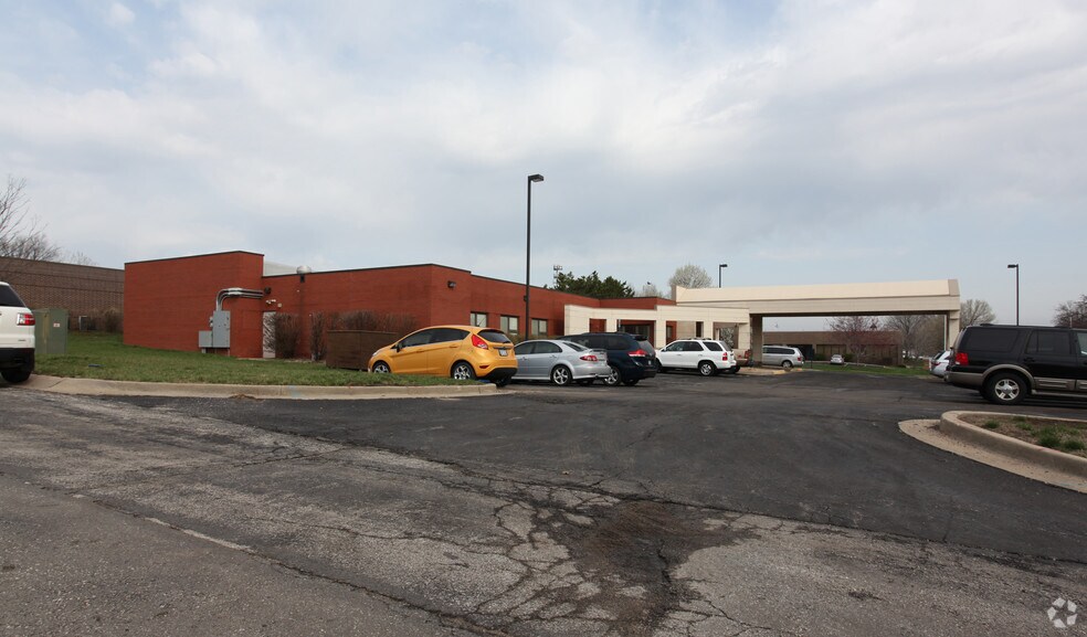 10500 Mastin St, Overland Park, KS à vendre - Photo de l’immeuble – Image 3 sur 3