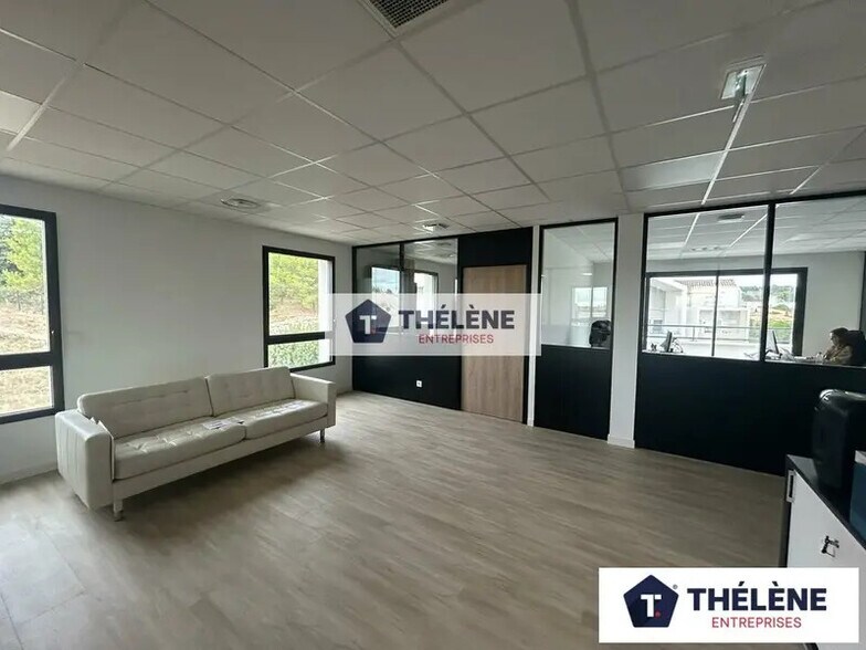 Bureau dans Grabels à louer - Photo de l’immeuble – Image 1 sur 12