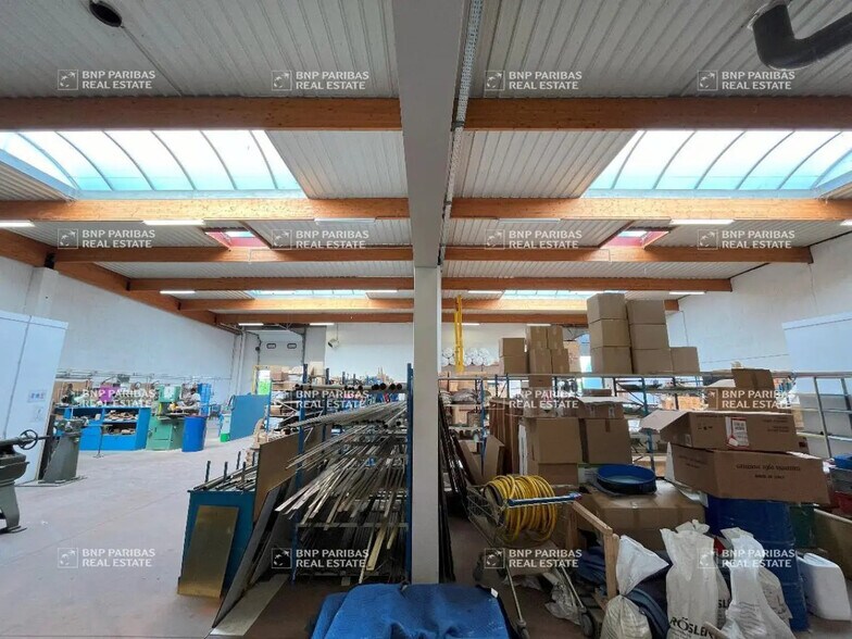 58 Avenue Des Bruyères, Décines-Charpieu à louer - Photo de l’immeuble – Image 3 sur 11