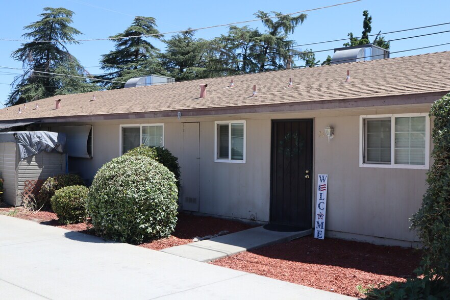 25 San Jose Ave, Clovis, CA à vendre - Photo de l’immeuble – Image 2 sur 6