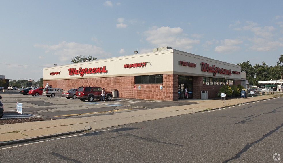 50 Saint James Blvd, Springfield, MA à louer - Photo principale – Image 1 sur 4